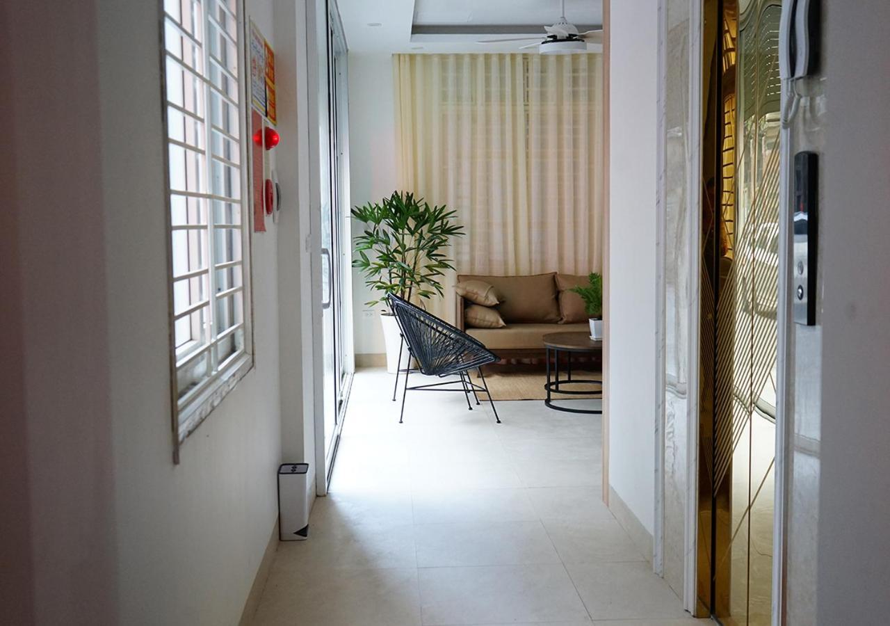Lyn House - Service Hoang Quoc Viet Appart hôtel