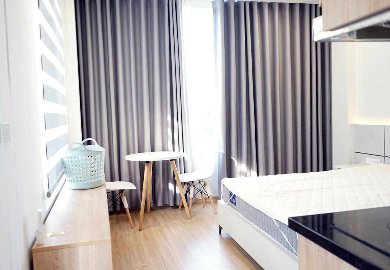 Lyn House - Service Hoang Quoc Viet * Hanoï